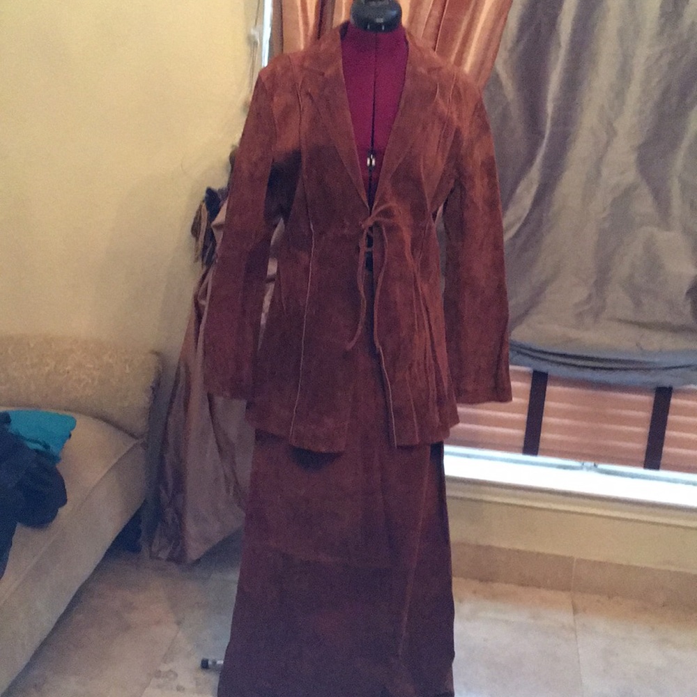 Wilson brown suede pelle leather studio outfit